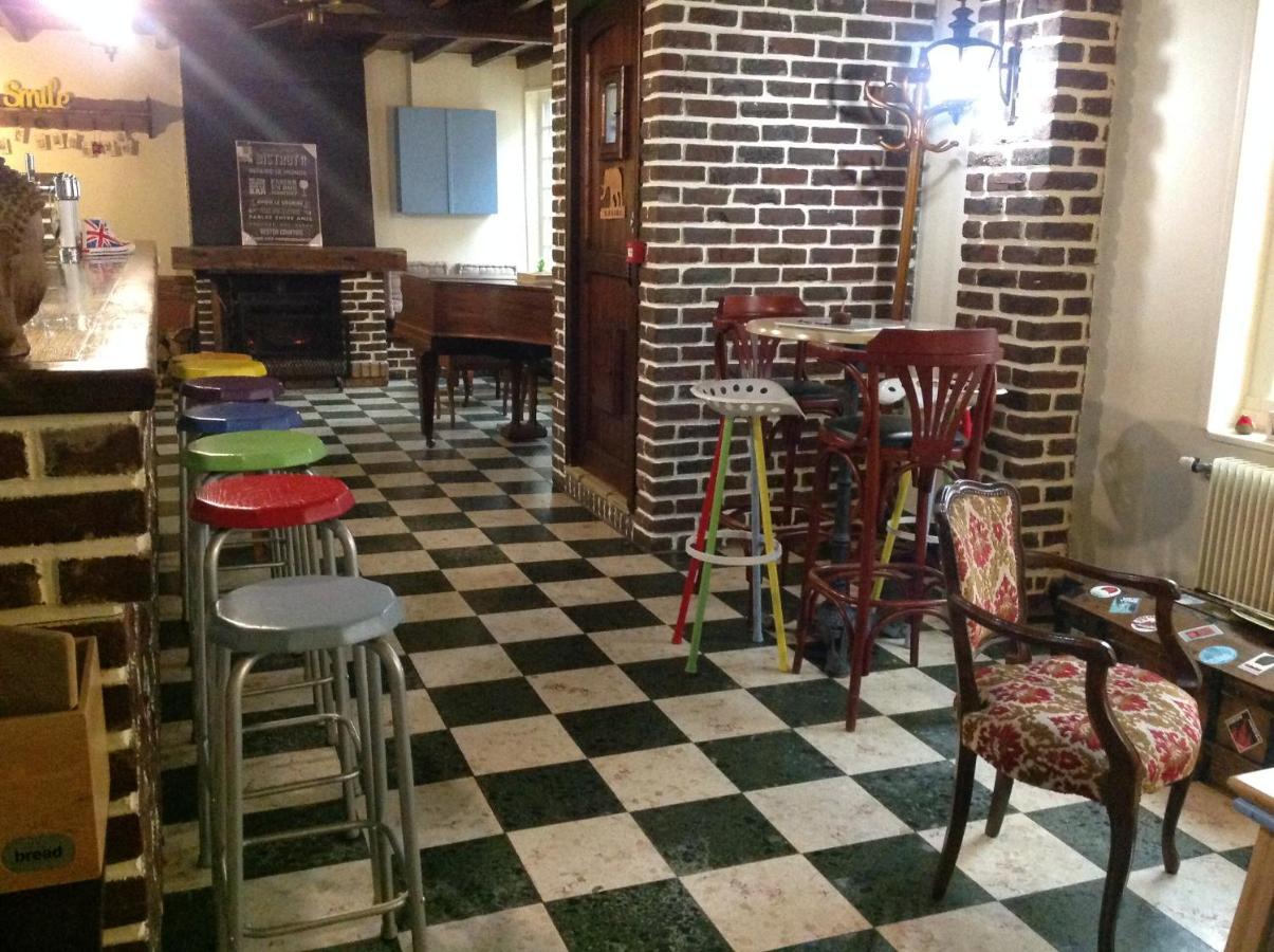 Auberge De L'Arc En Ciel Fauquembergues Eksteriør bilde